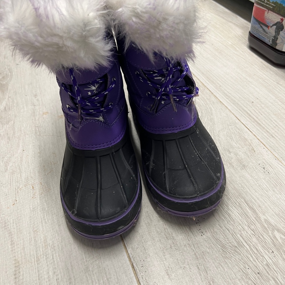 brand new kriver boots size 5